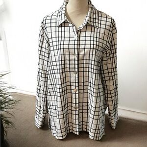 Black and White Boxy Button Down Blouse
